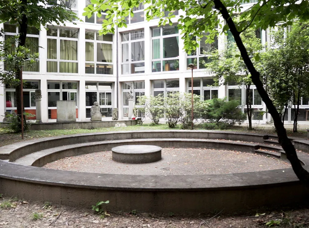 Il cortile ad anfiteatro del Campus Monza
